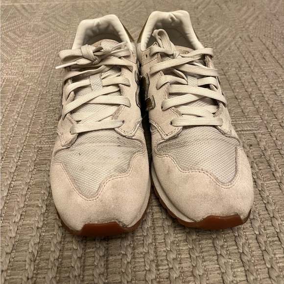 New Balance from J crew. Woman’s size 7. - Picture 5 of 5